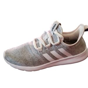 Adidas Youth 6.5US Light Gray & White Running Slip On Laceup Sneakers 38EUR